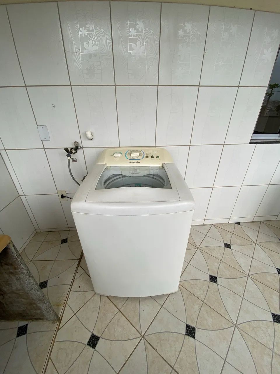 Máquina de lavar eletrolux