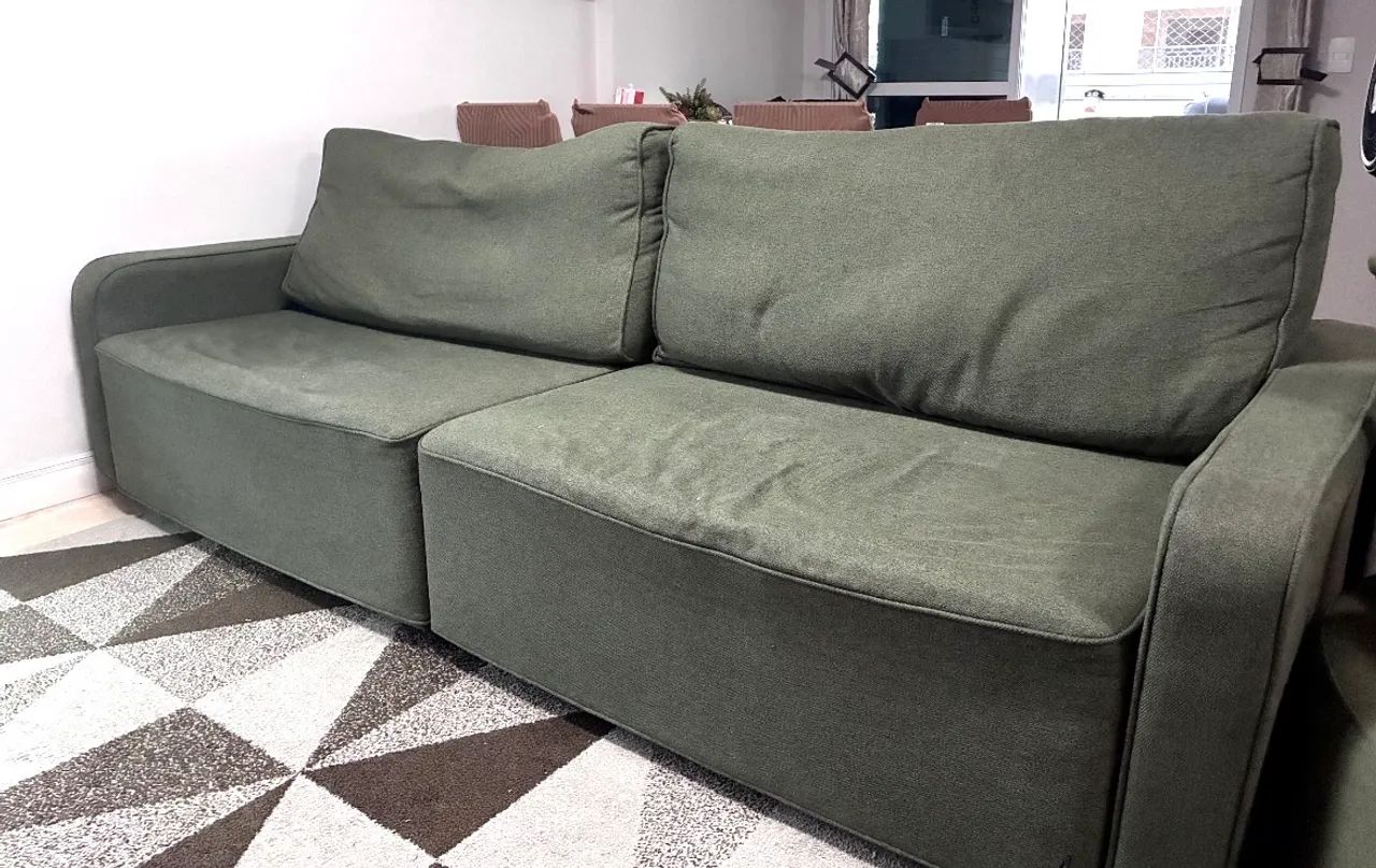 Conjunto de Sofá 2,27 m + Poltrona e Puff - 1 Ano de Uso - Foto 2