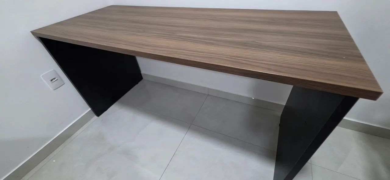 Mesa 1,50 m × 0,60 m para escritório.  - Foto 3