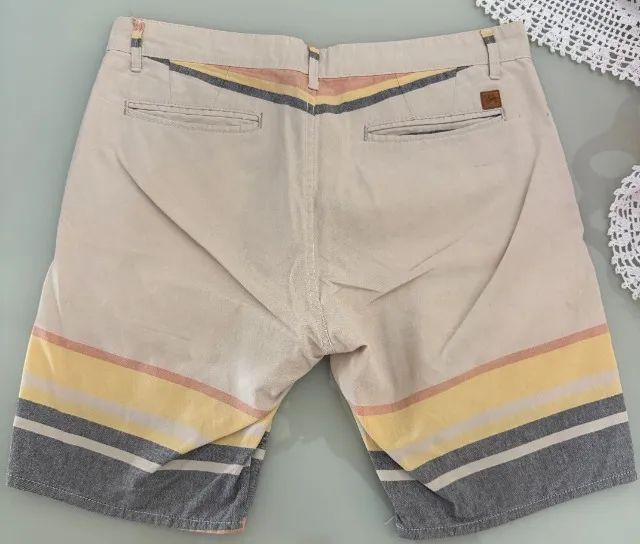Bermuda marca DLT, tamanho 40