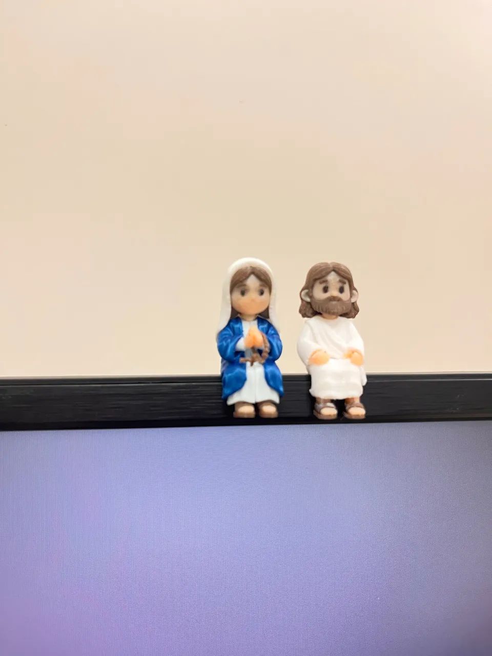 Mini Jesus e mini Maria 