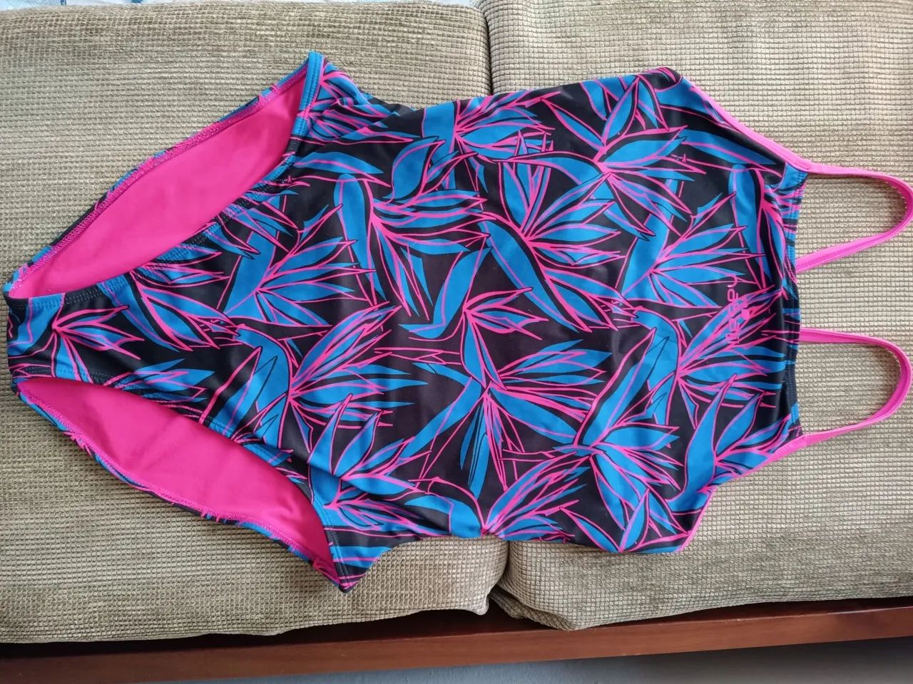 Maiô Esportivo Pink Nabaji 