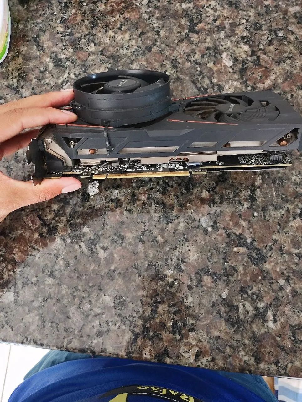 PLACA DE VIDEO RX570 4G GIGABYTE  - Foto 3