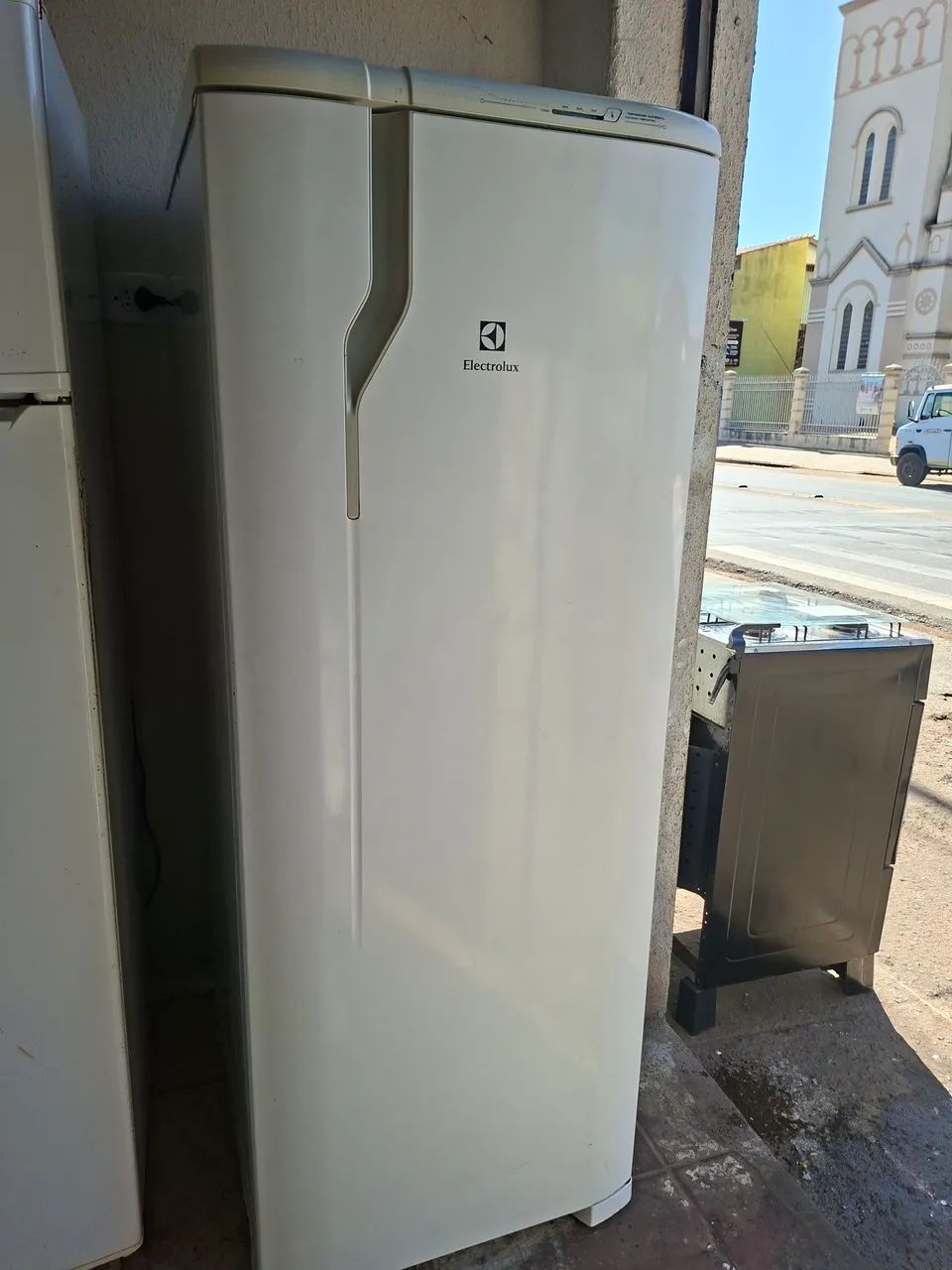 Vendo geladeira 