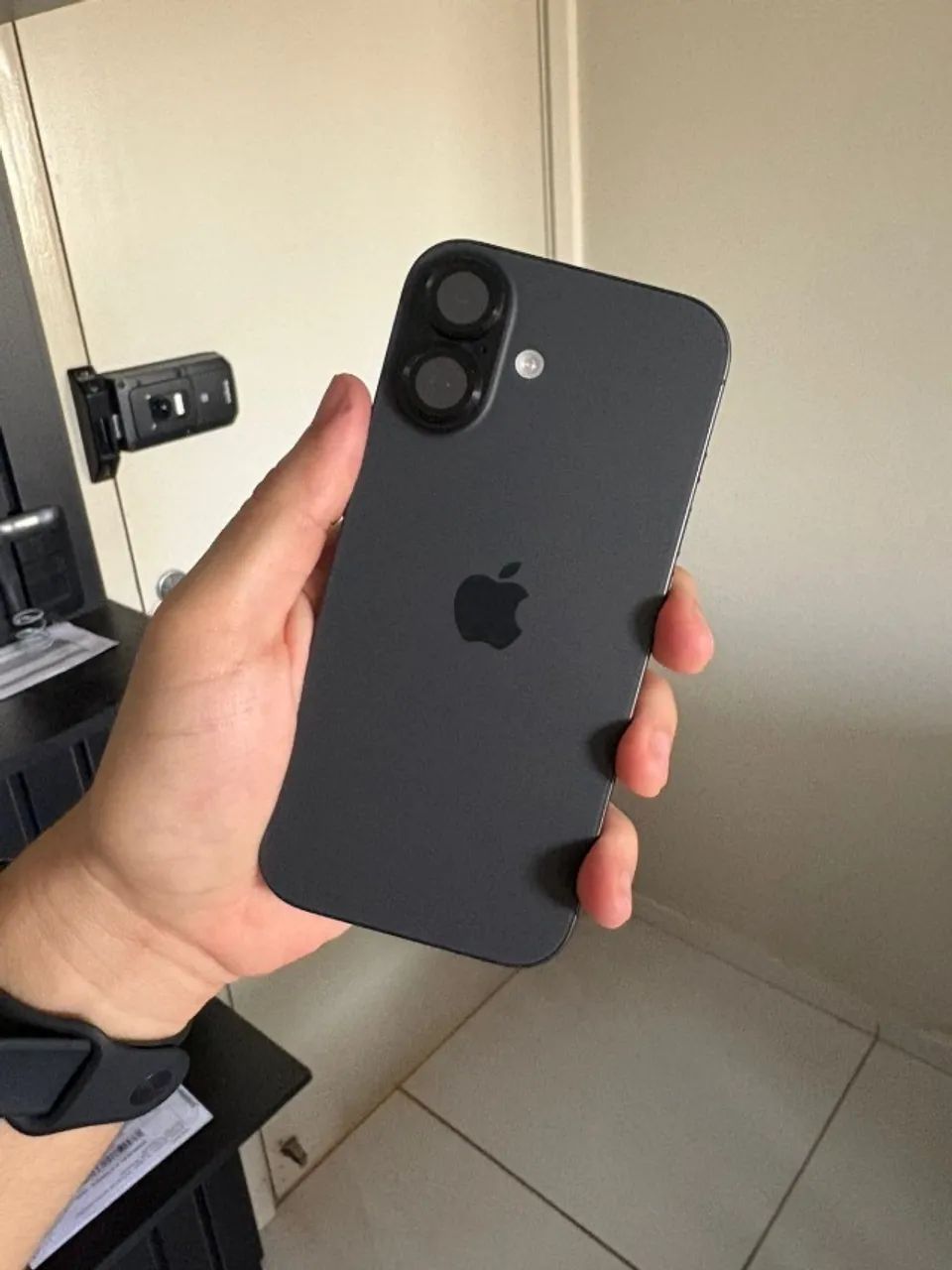 iPhone 17 256GB - Preto + 3 capinhas - Foto 4