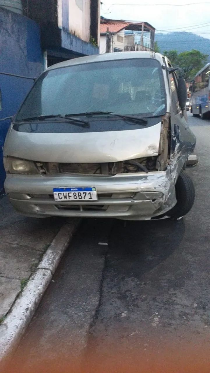 Kia Motors Besta EST 2.7 Diesel (10/12lug.) 1999