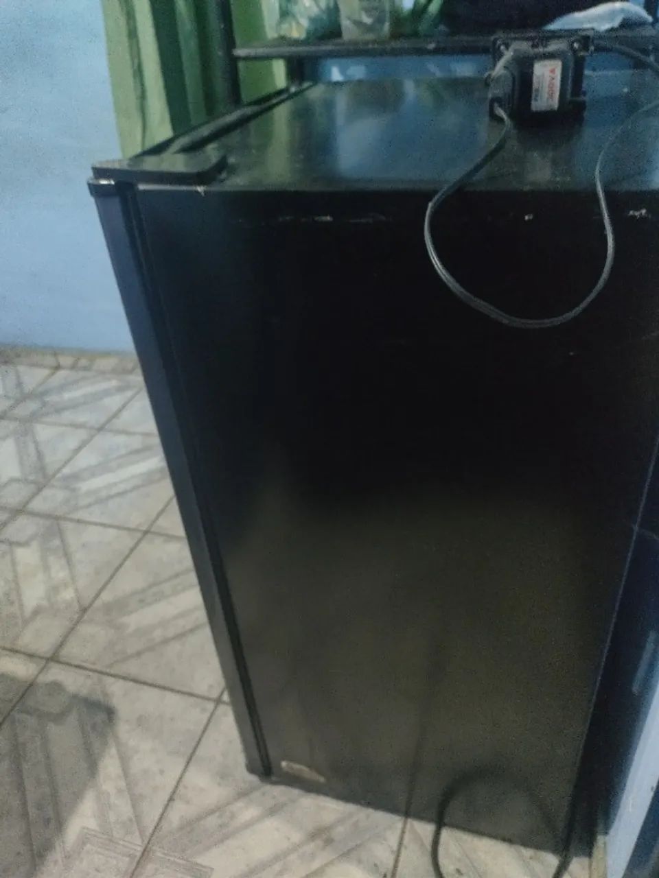 Frigobar Midea 93 litros - Foto 4
