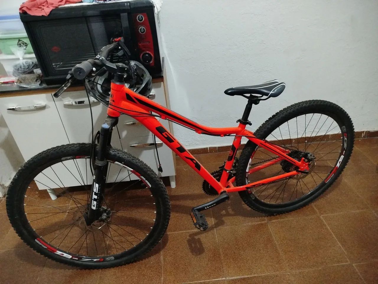 Vendo bicicleta semi nova, são duas.  - Foto 3