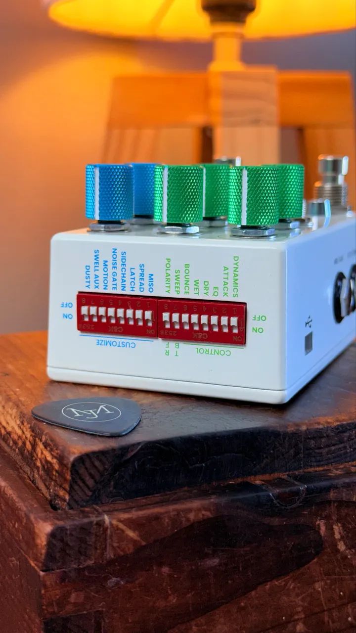 Chase Bliss Clean compressor - Instrumentos musicais - Macedo