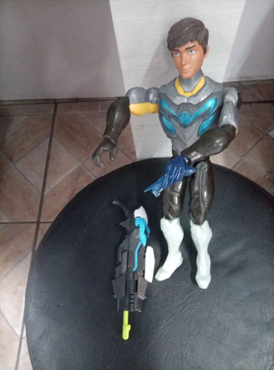 Boneco Max  steel