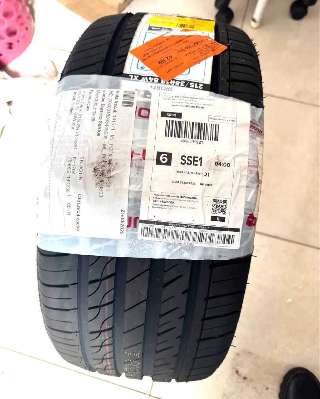Pneu R18  - Foto 2