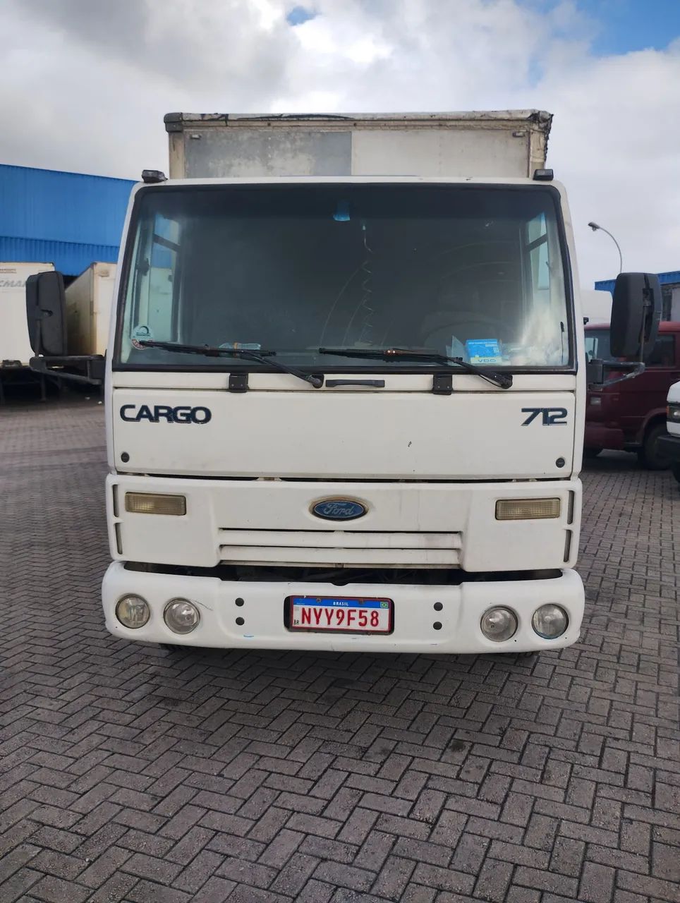 Vendo Ford cargo 712 ano 2011 - Foto 2