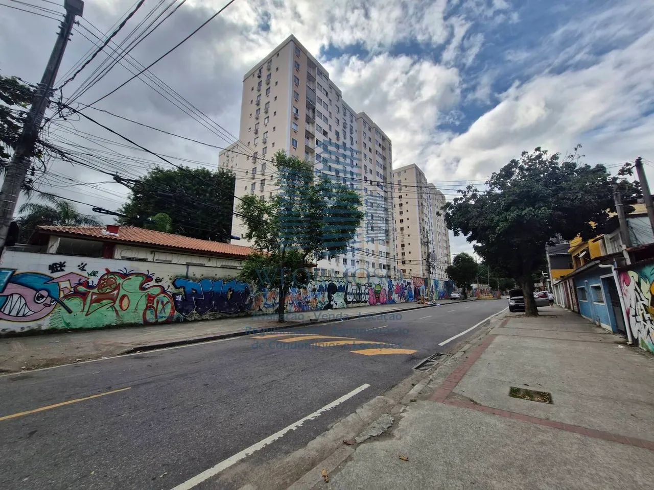 Apartamento de 2 quartos em Rocha Miranda