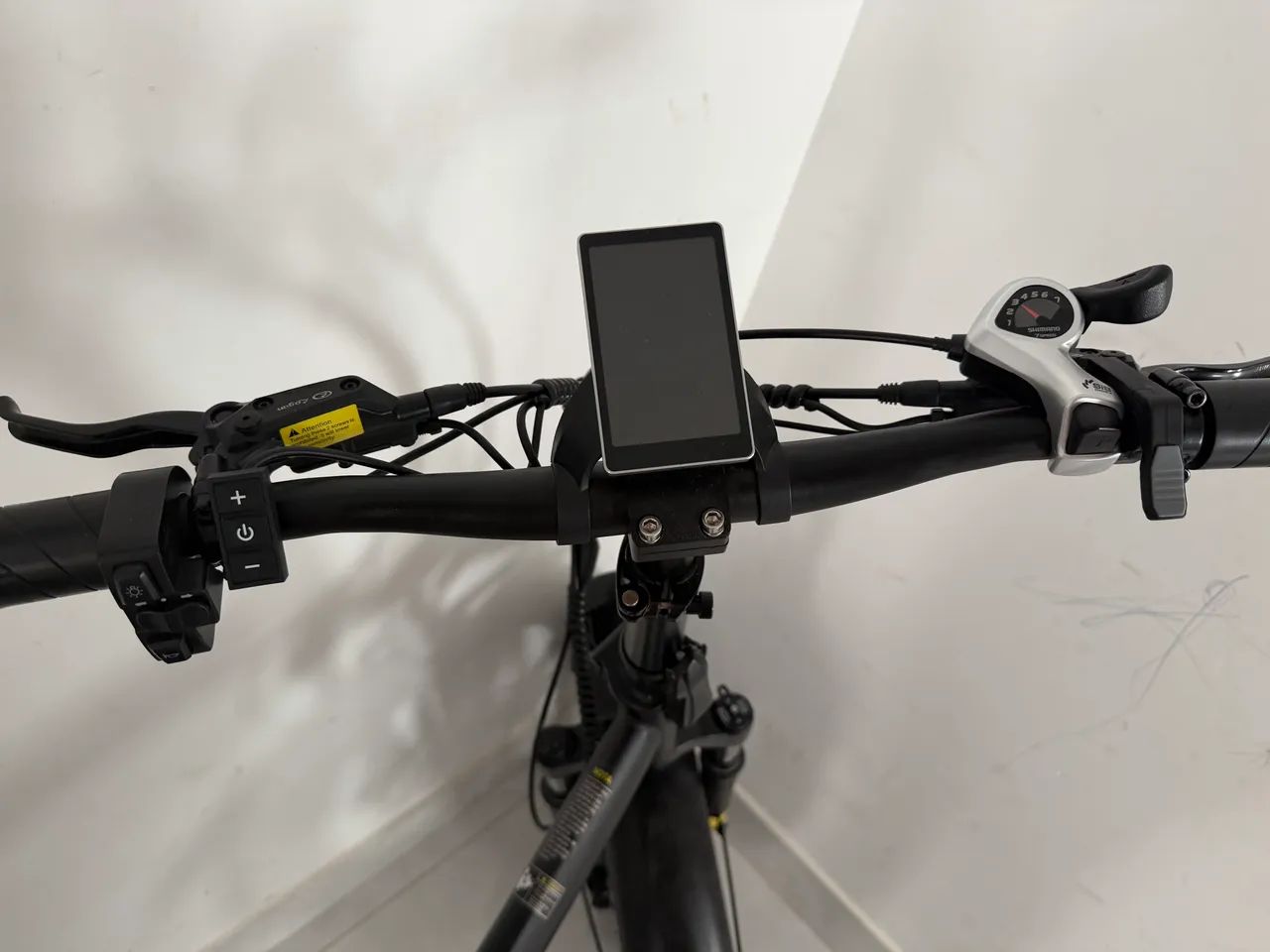 Bicicleta elétrica V9 motor 1000W - Foto 4