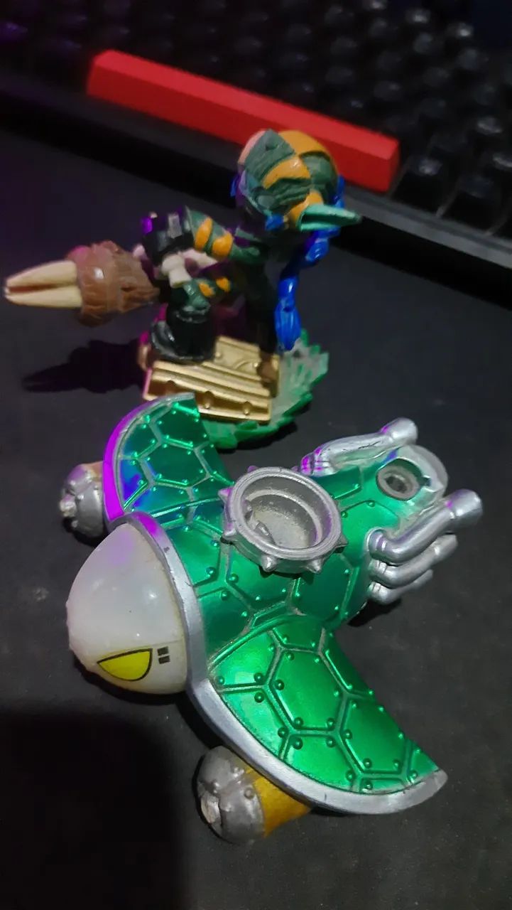 4 miniaturas Skylanders ps3 usados  - Foto 4