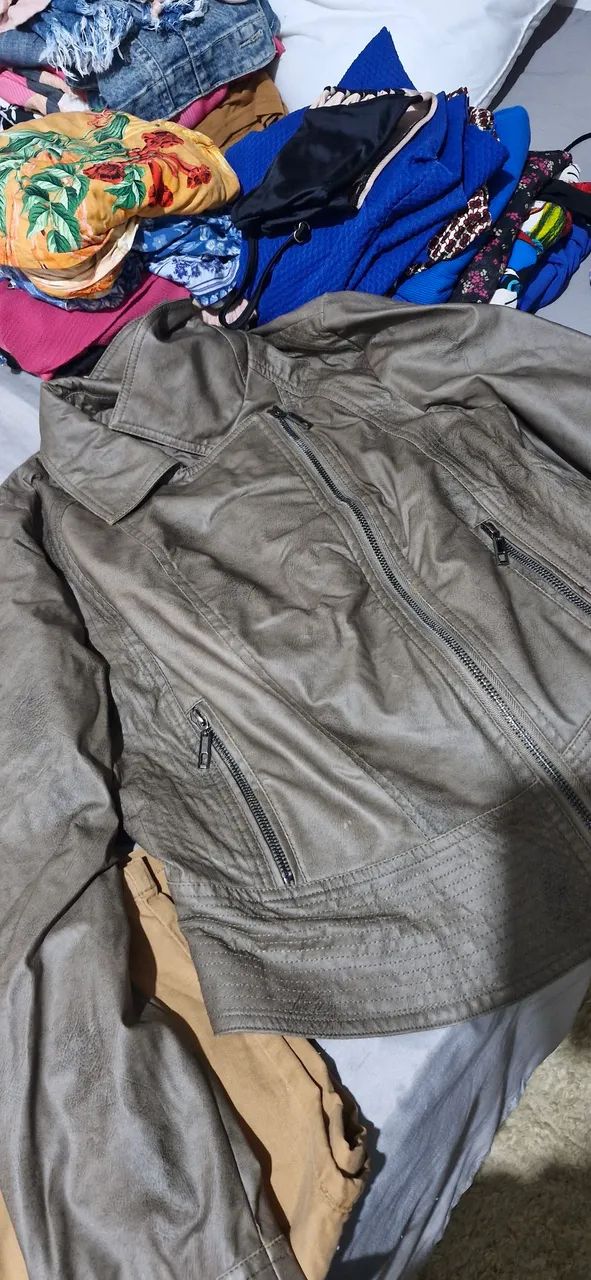 Desapego roupas mulher 34 peças  - Foto 5