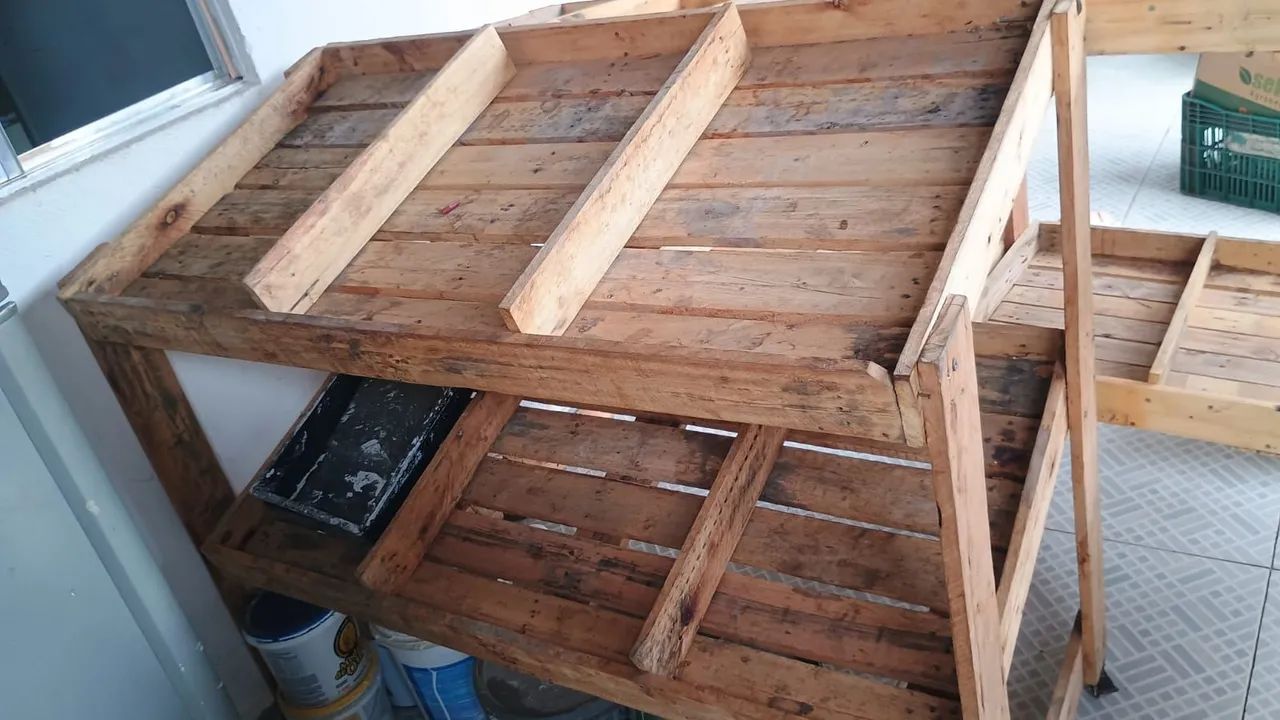 Bancas para negocio  4 unidades boas para hortifruti - Foto 2