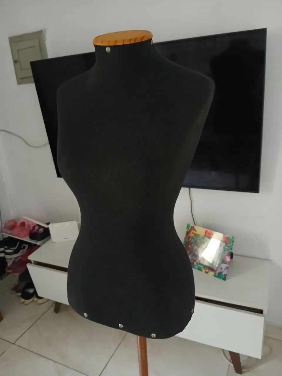 Manequim busto suspenso
