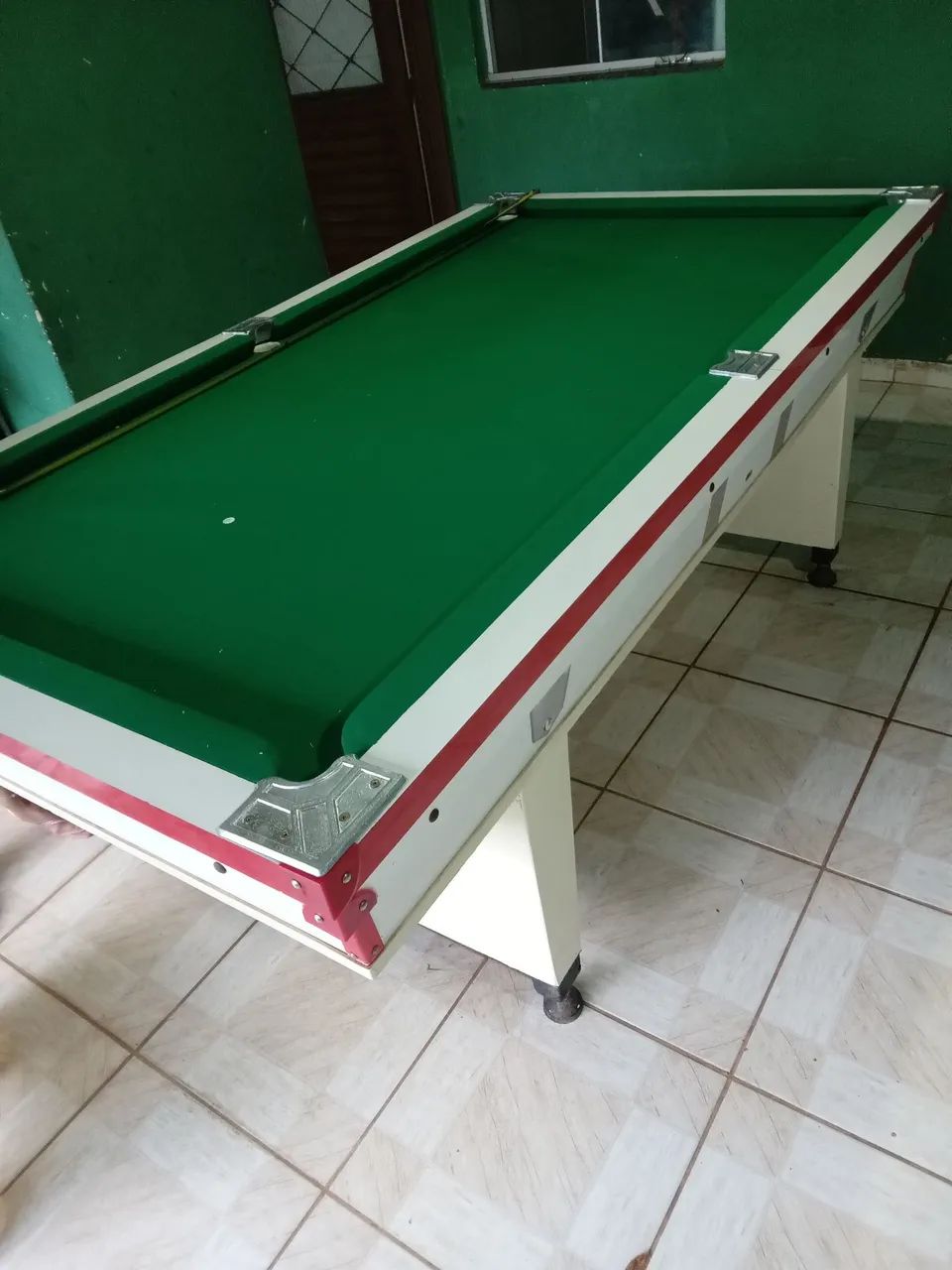 Vende se uma mesa de cinuca completa pega e trabalha  - Foto 5