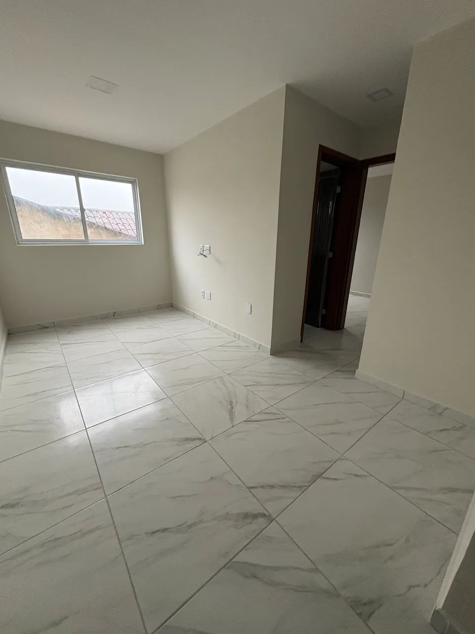 Apartamento novo com 2  quartos no Cruzeiro