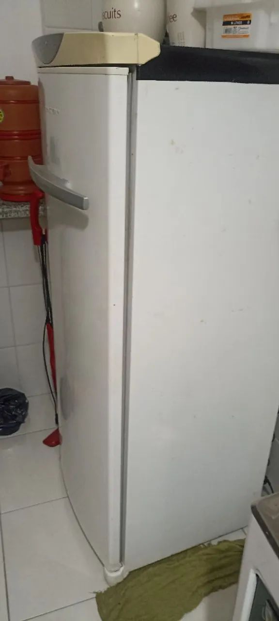 Ótimo Freezer vertical Brastemp  - Foto 3