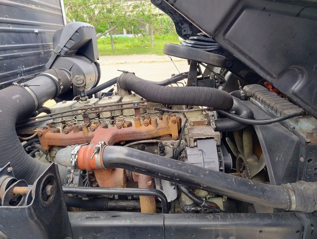 VW 23210  2003 Cummins chassis  - Foto 5