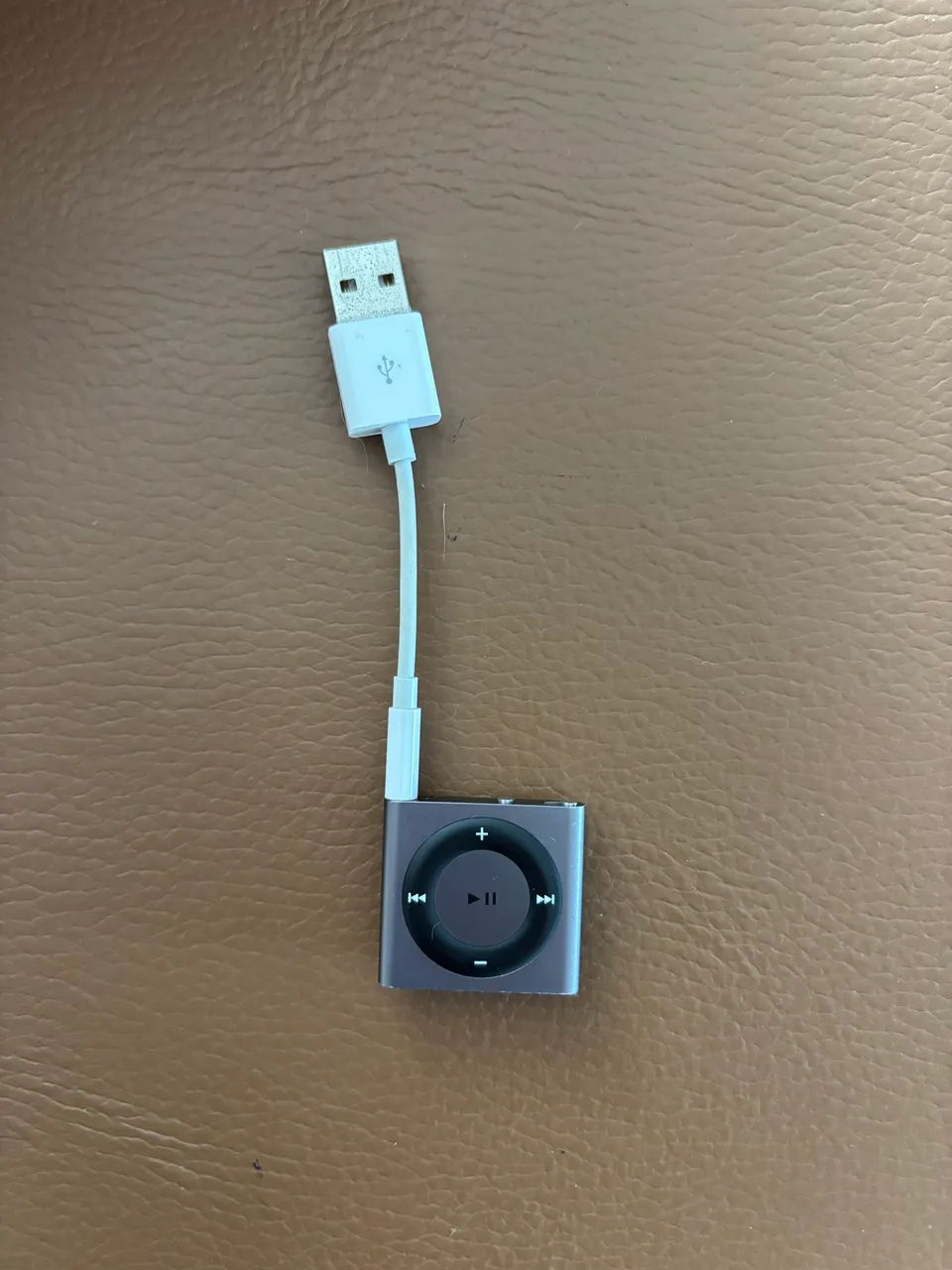 新品未開封 Apple iPod shuffle 2GB PD775J/A ipod shuffle 2gb