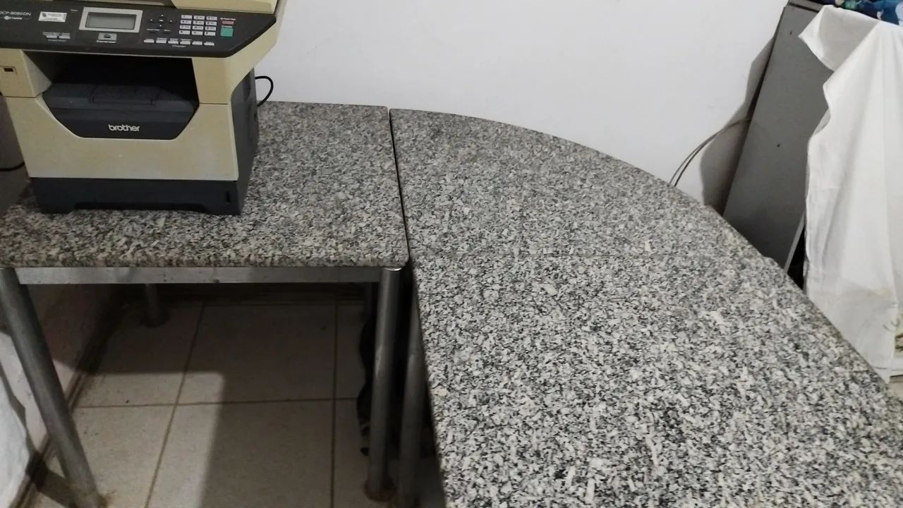 MESA ESCRITÓRIO EM GRANITO 