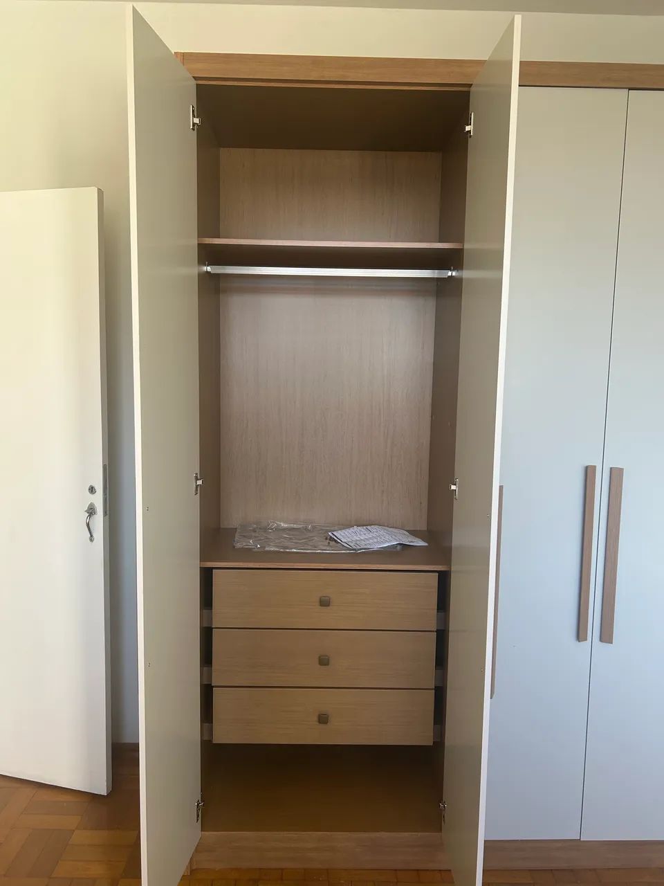 Guarda-roupa