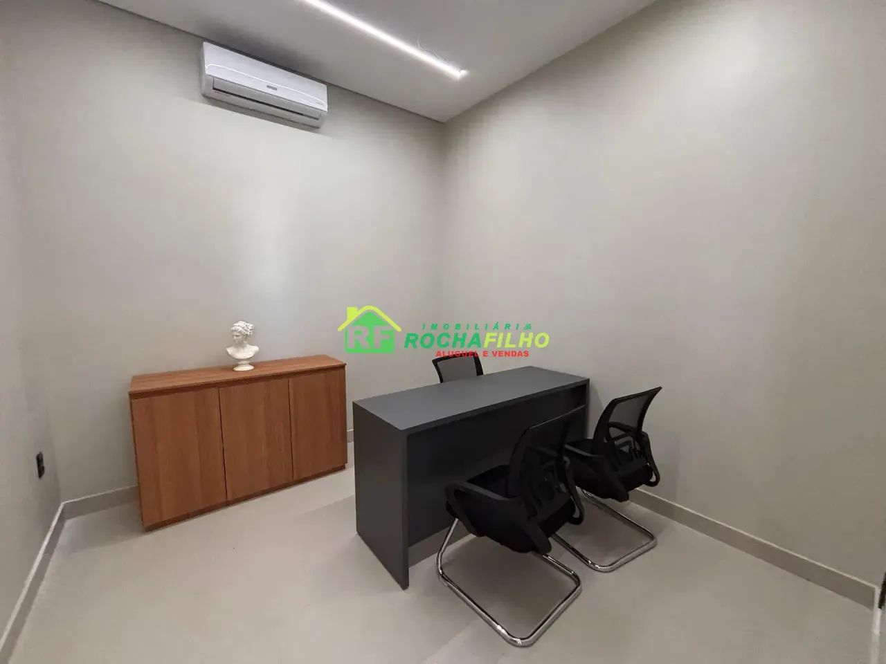 SALA COMERCIAL MOBÍLIADA NA ZONA LESTE. - Foto 3
