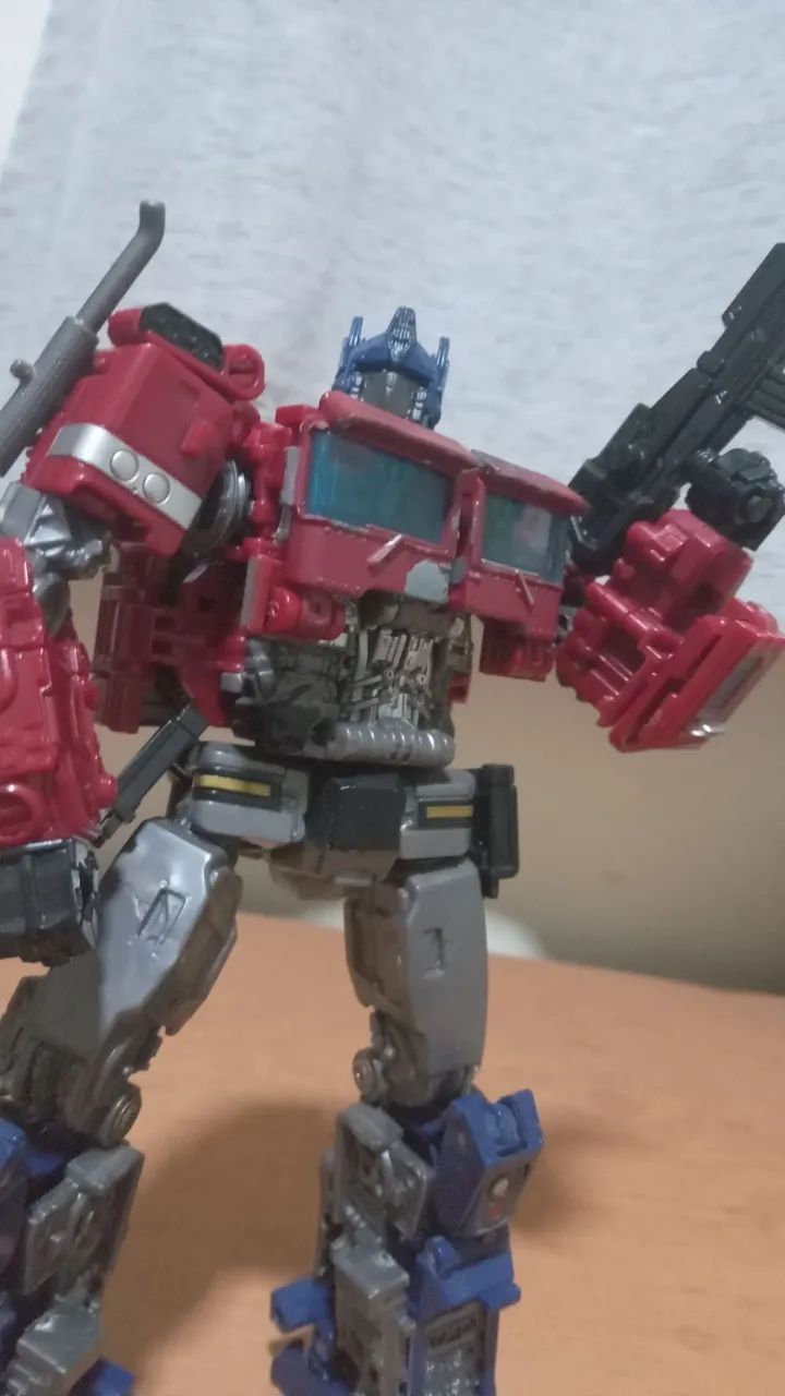 Optimus Prime Bootleg