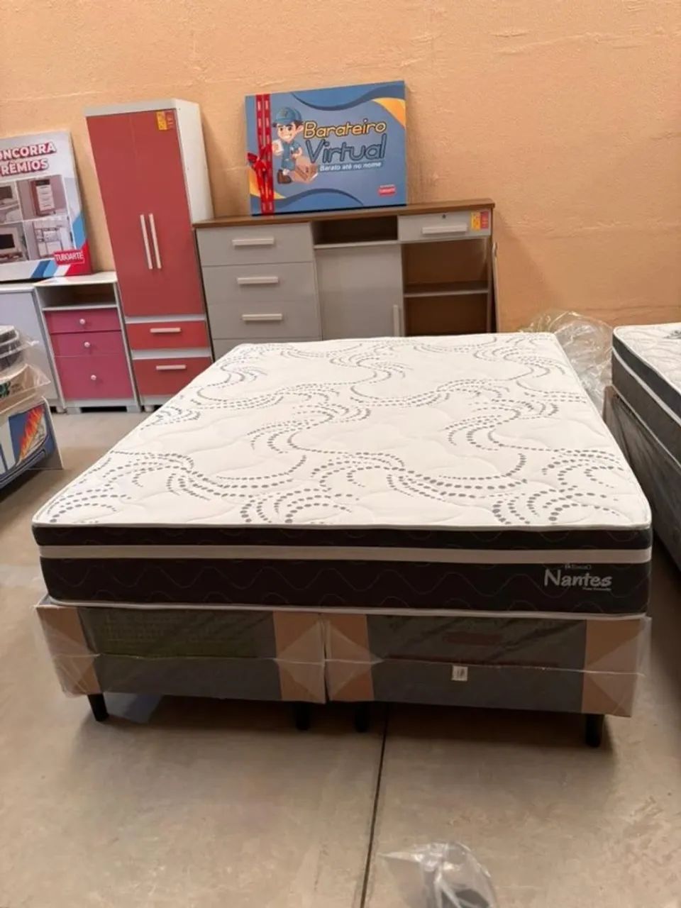Cama Box Queen Topazio nantes (158x198cm) com Molas Ensacadas D26 e Tecido Malha