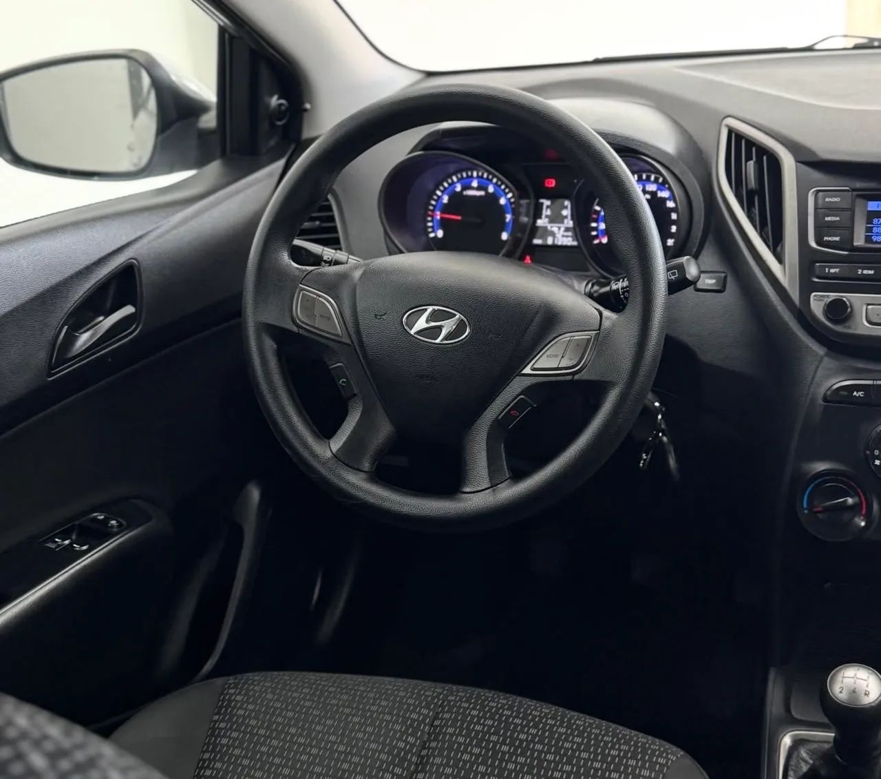 Hyundai HB20 Comf./c.plus/c.style 1.0 Flex 12V 2018 - Foto 4