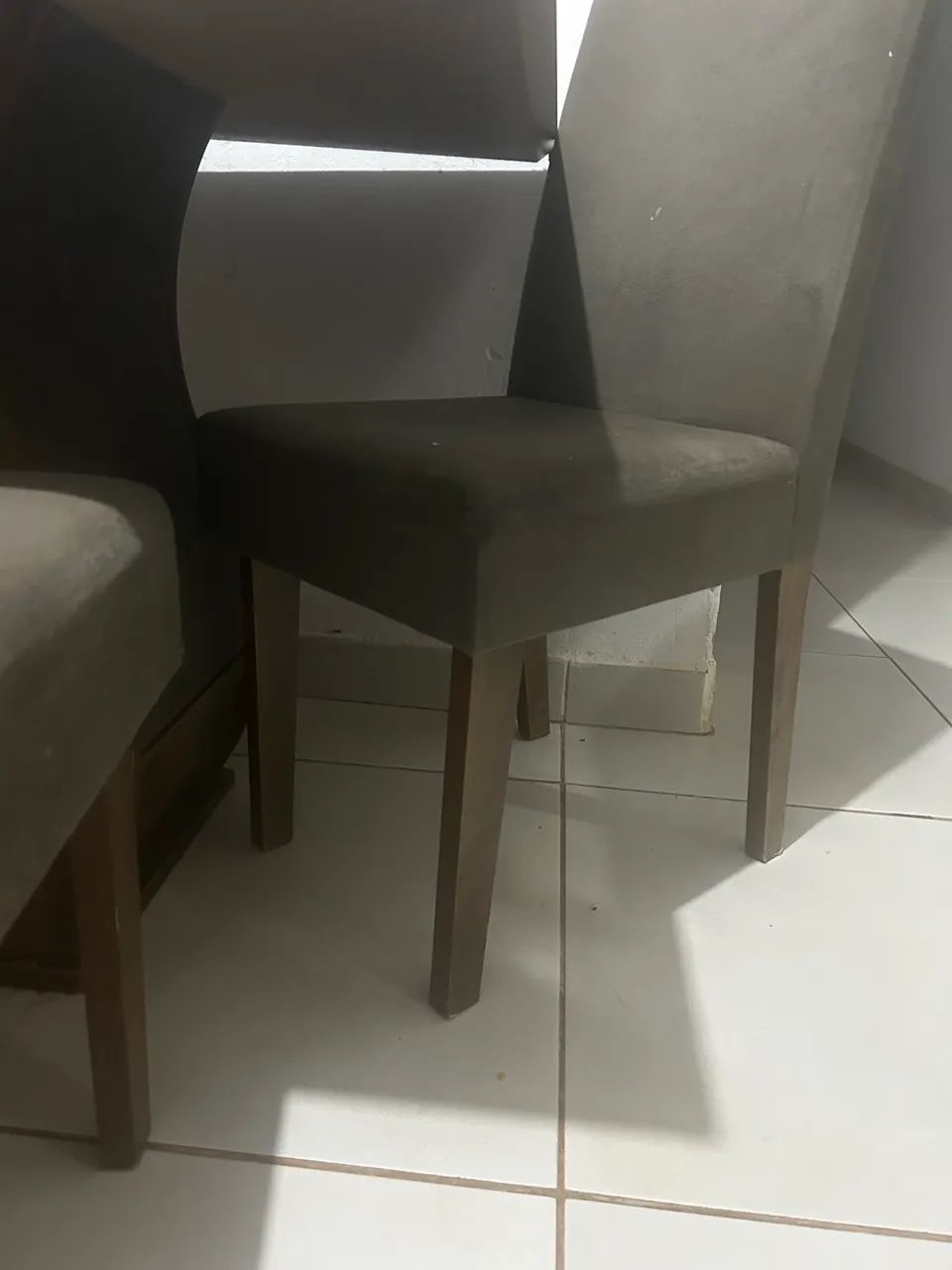 Conjunto Sala de Jantar 6 Lugares Retangular Tampo em Vidro e MDF Saron Yescasa 
