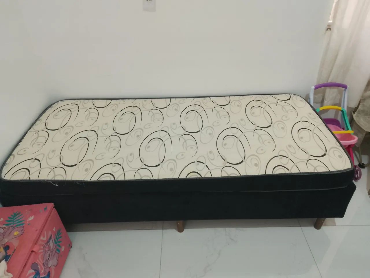 Vendo cama de solteiro Não entrego