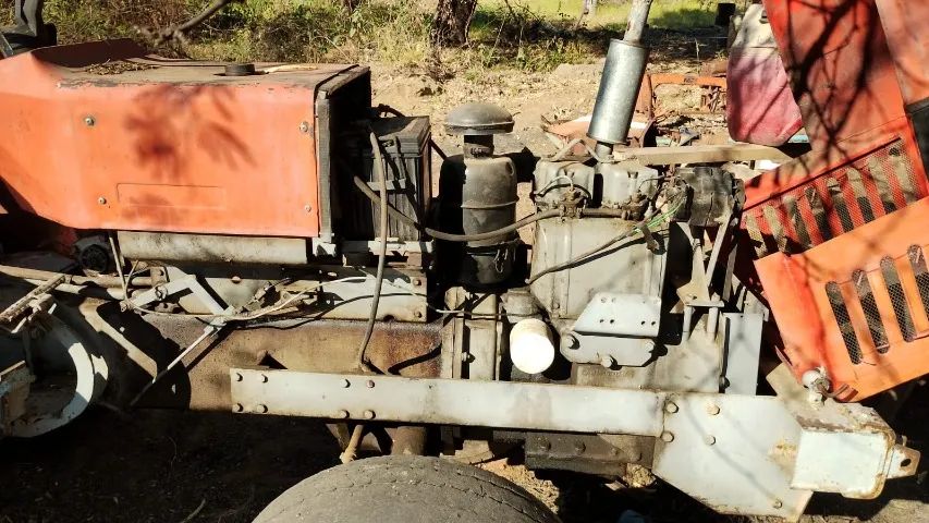 Trator - Foto 2