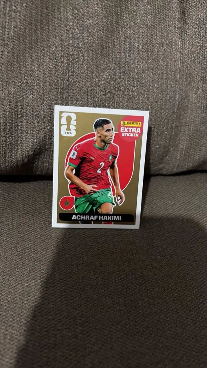 Figurinha Legend ouro - Foto 2