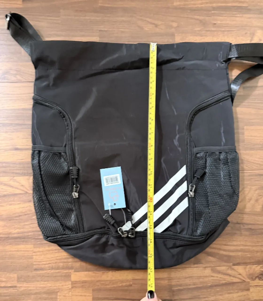 Bolsa / mochila esportiva preta com bolsos - nova  - Foto 3