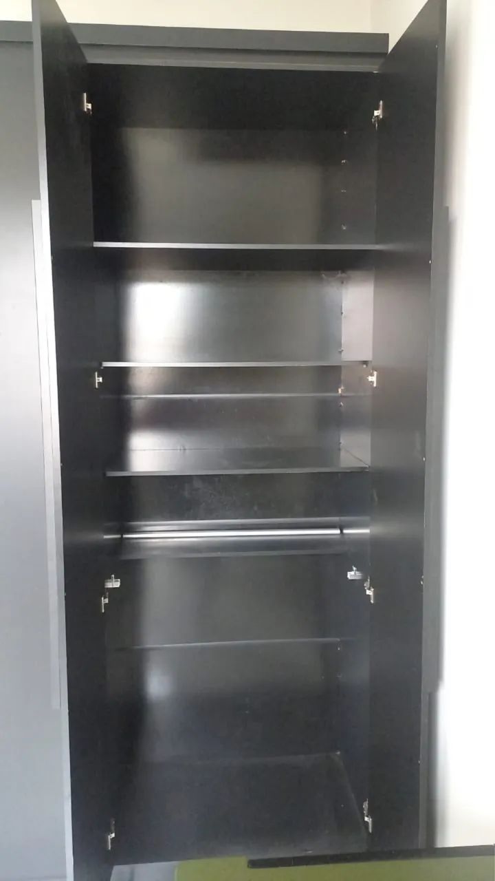 Guarda Roupa Preto - Foto 3
