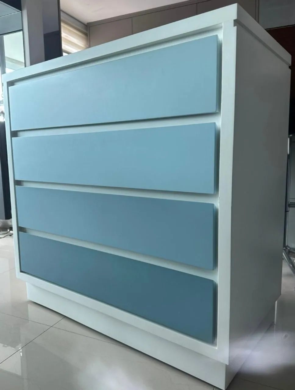 Cômoda sob medida MDF Laqueado