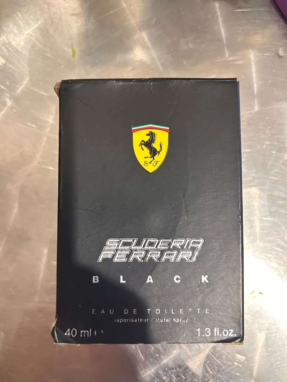 Perfume FERRARI black eau de toilette 40ml - Foto 3