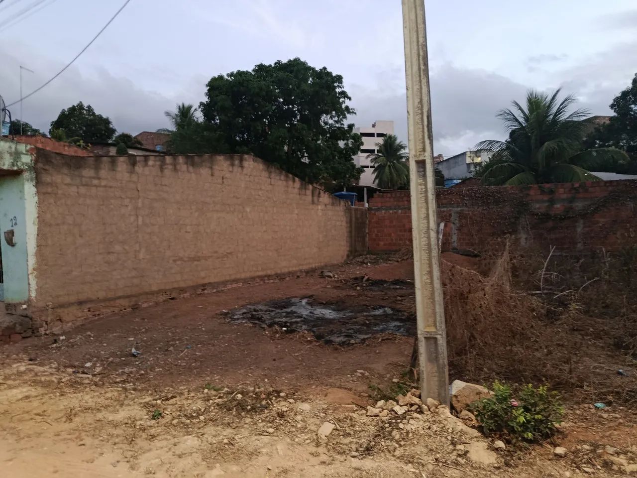 VENDO OU TROCO TERRENO PLANO LOTEAMENTO REAL - Foto 3