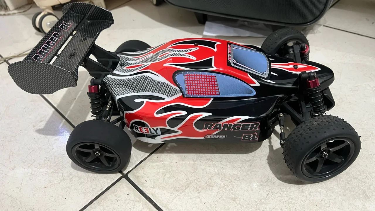 Automodelo elétrico 1/10 buggy 