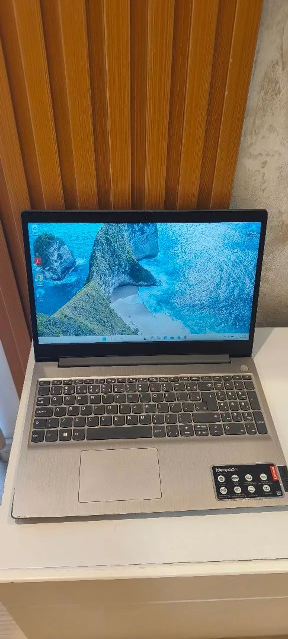 Notebook Lenovo core i3 10° geração 4gb de ram SSD NVME 256gb