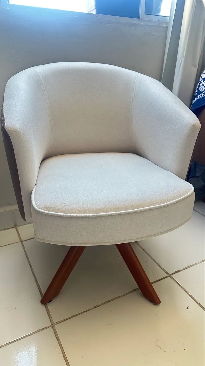 Vendo 2 poltronas giratórias  - Foto 3
