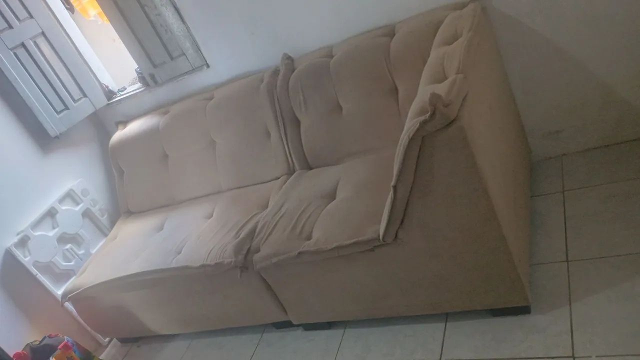 Vendo sofá três lugares  - Foto 2