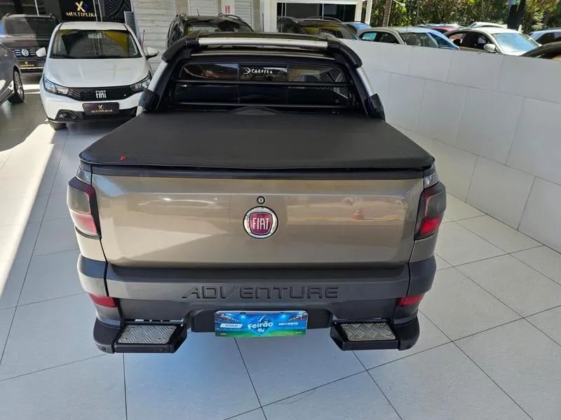 Fiat Strada Adventure Ext. 1.8 Dual. Flex CD 2014 - Foto 5