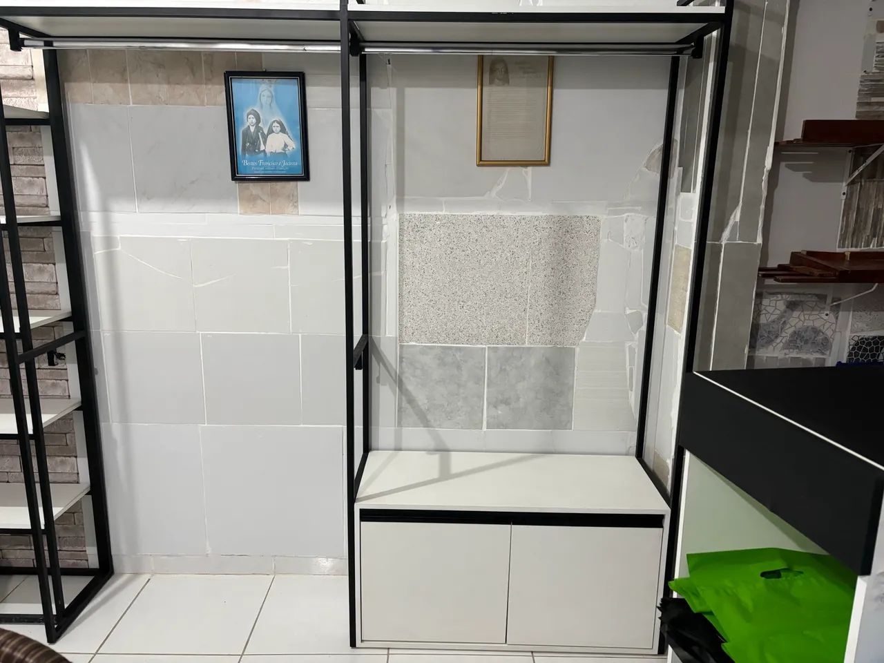 Vendo móveis em MDF e Ferro e Manequim  - Foto 5