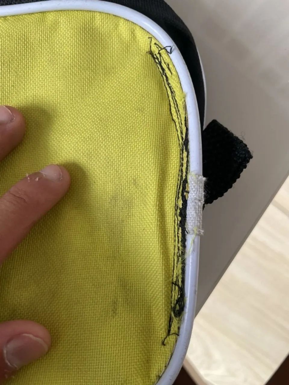 bolsa ou bag preta e amarela - Foto 3
