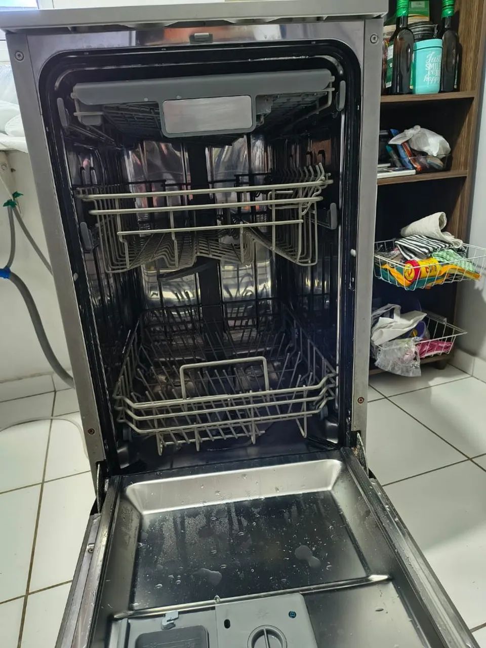 Lava louças Eletrolux 10 serviços - Usada - Foto 5